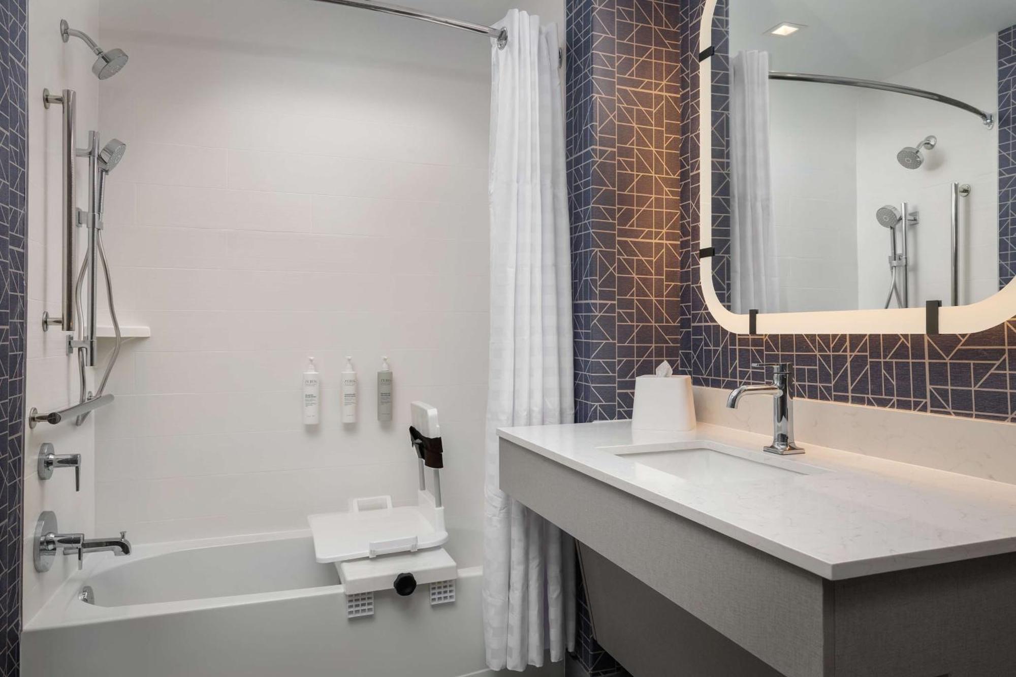 Homewood Suites By Hilton Newport Cincinnati Экстерьер фото