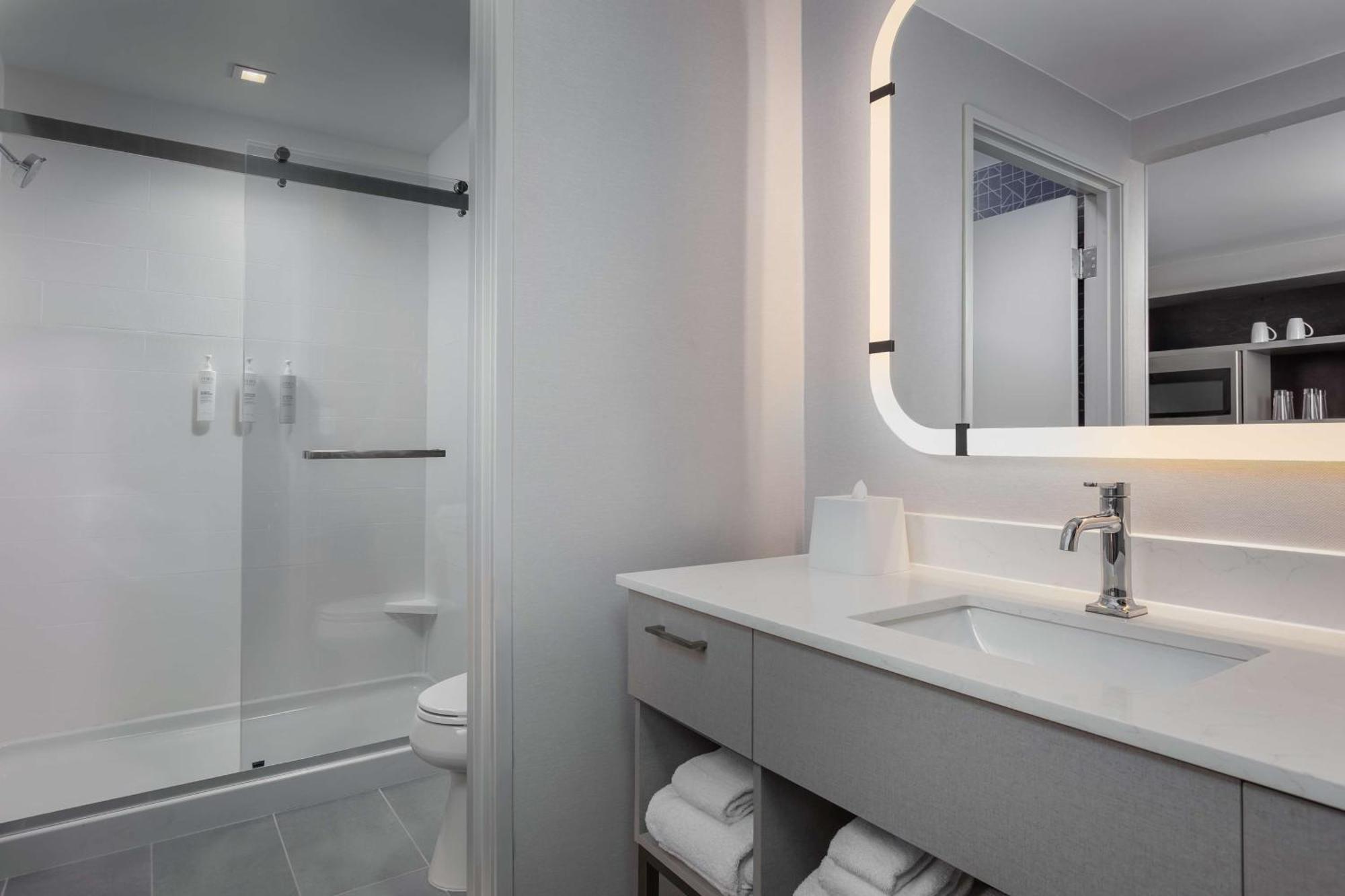 Homewood Suites By Hilton Newport Cincinnati Экстерьер фото