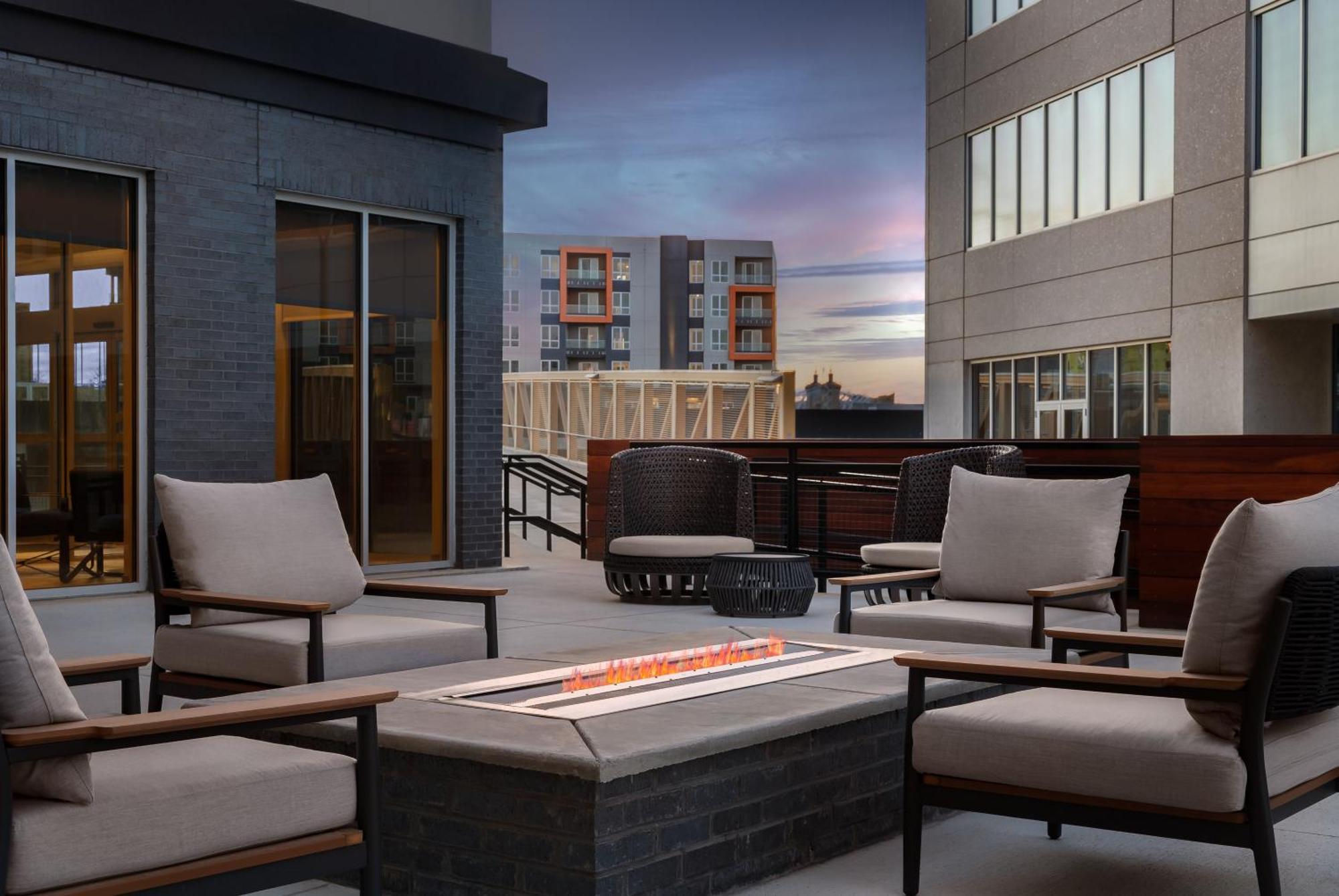 Homewood Suites By Hilton Newport Cincinnati Экстерьер фото